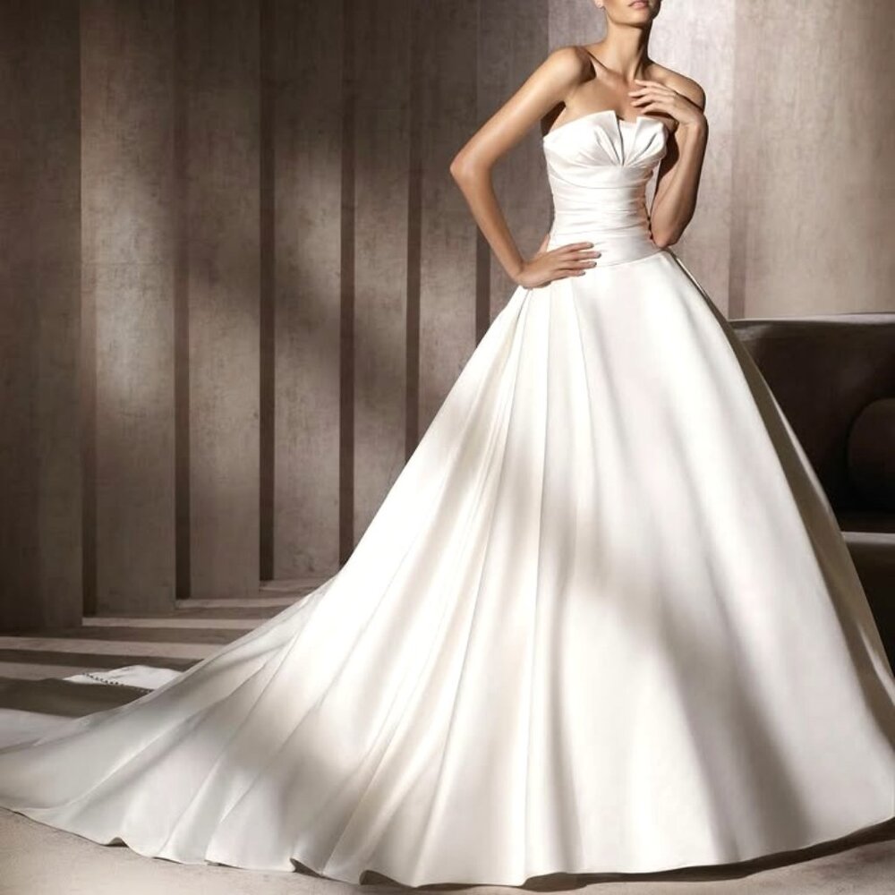 Pronovias Wedding Gown